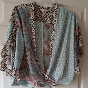 Umgee Blue and Brown Patterned Blouse